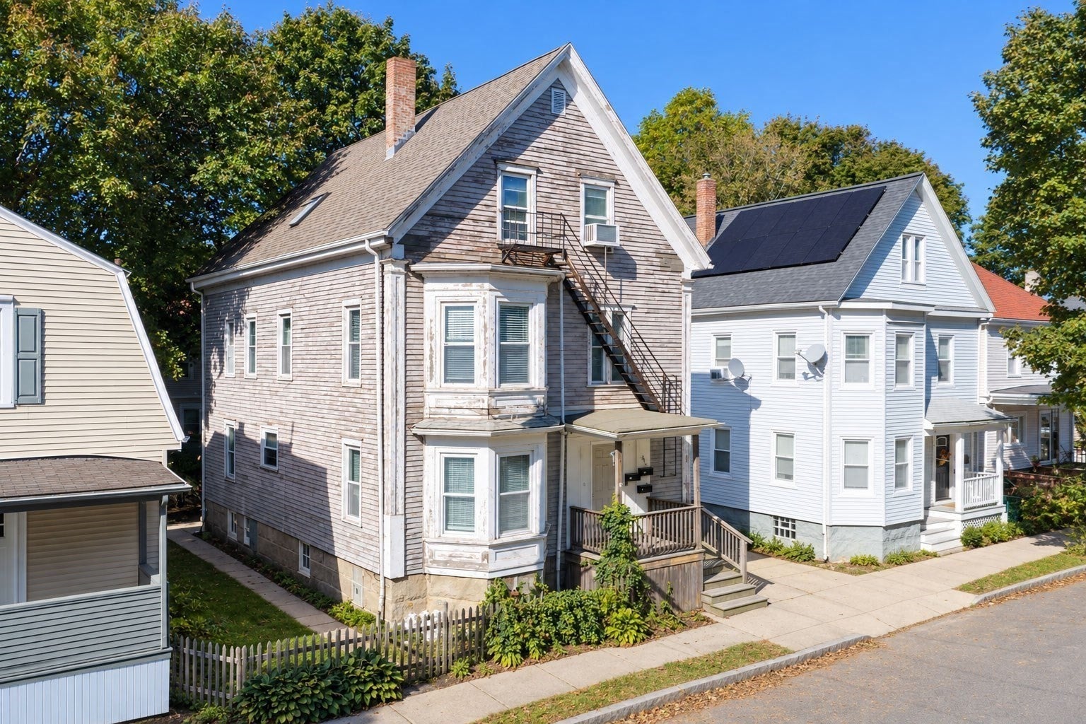 45 Pierce St, New Bedford, MA Photo #1