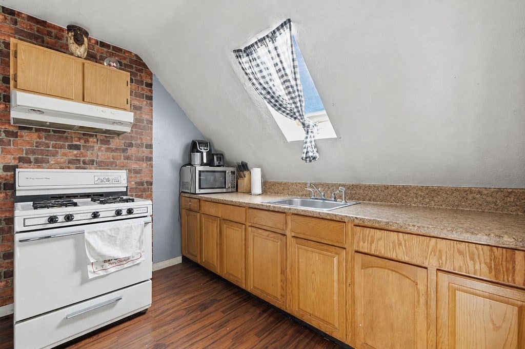 45 Pierce St, New Bedford, MA Photo #36