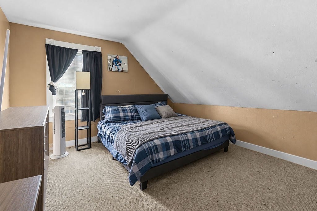 45 Pierce St, New Bedford, MA Photo #32