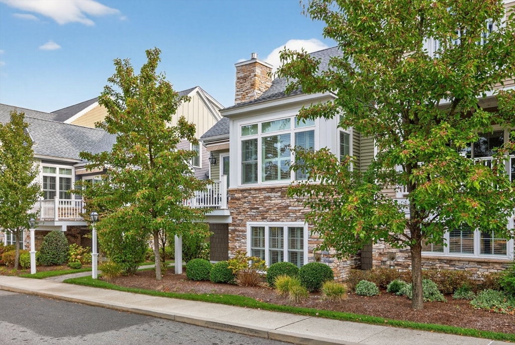 81 Boatwrights Loop
