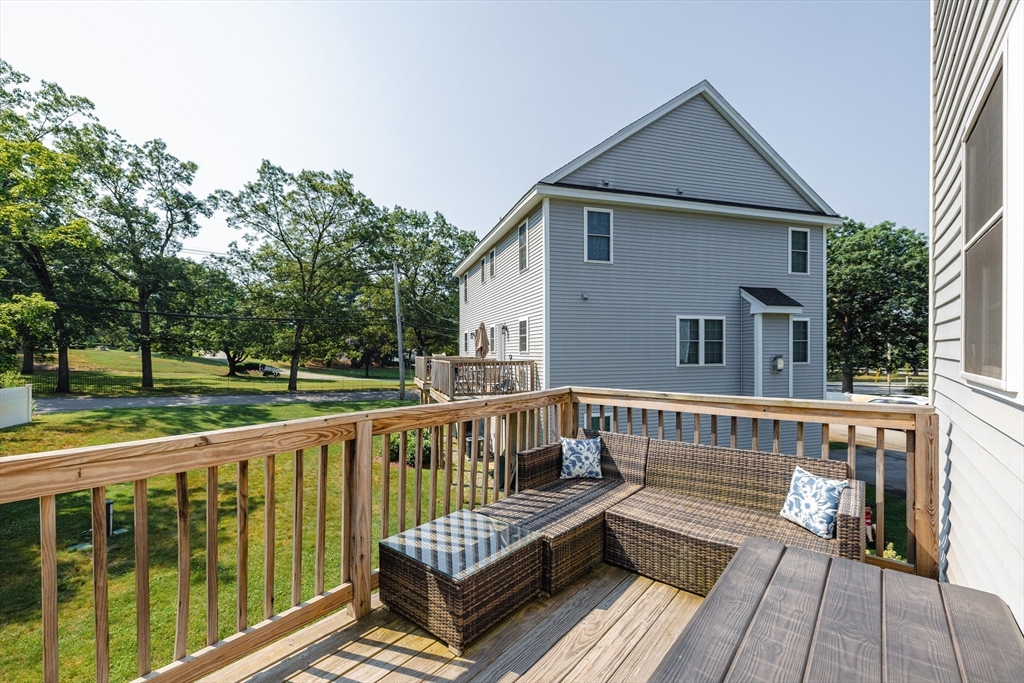 5 Collins Cir 13