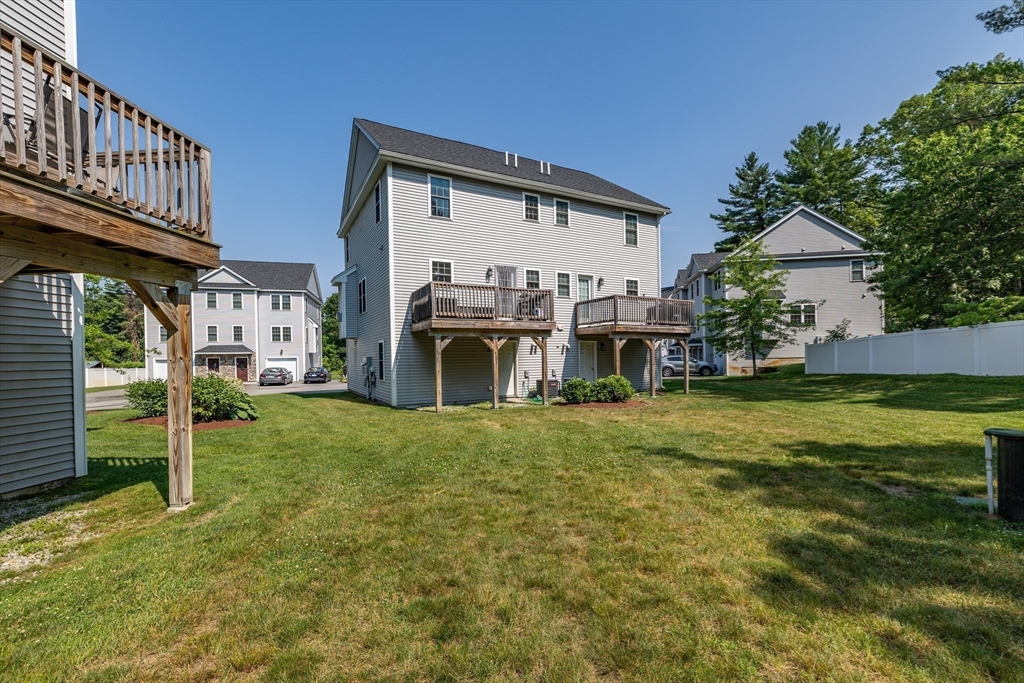 5 Collins Cir 13