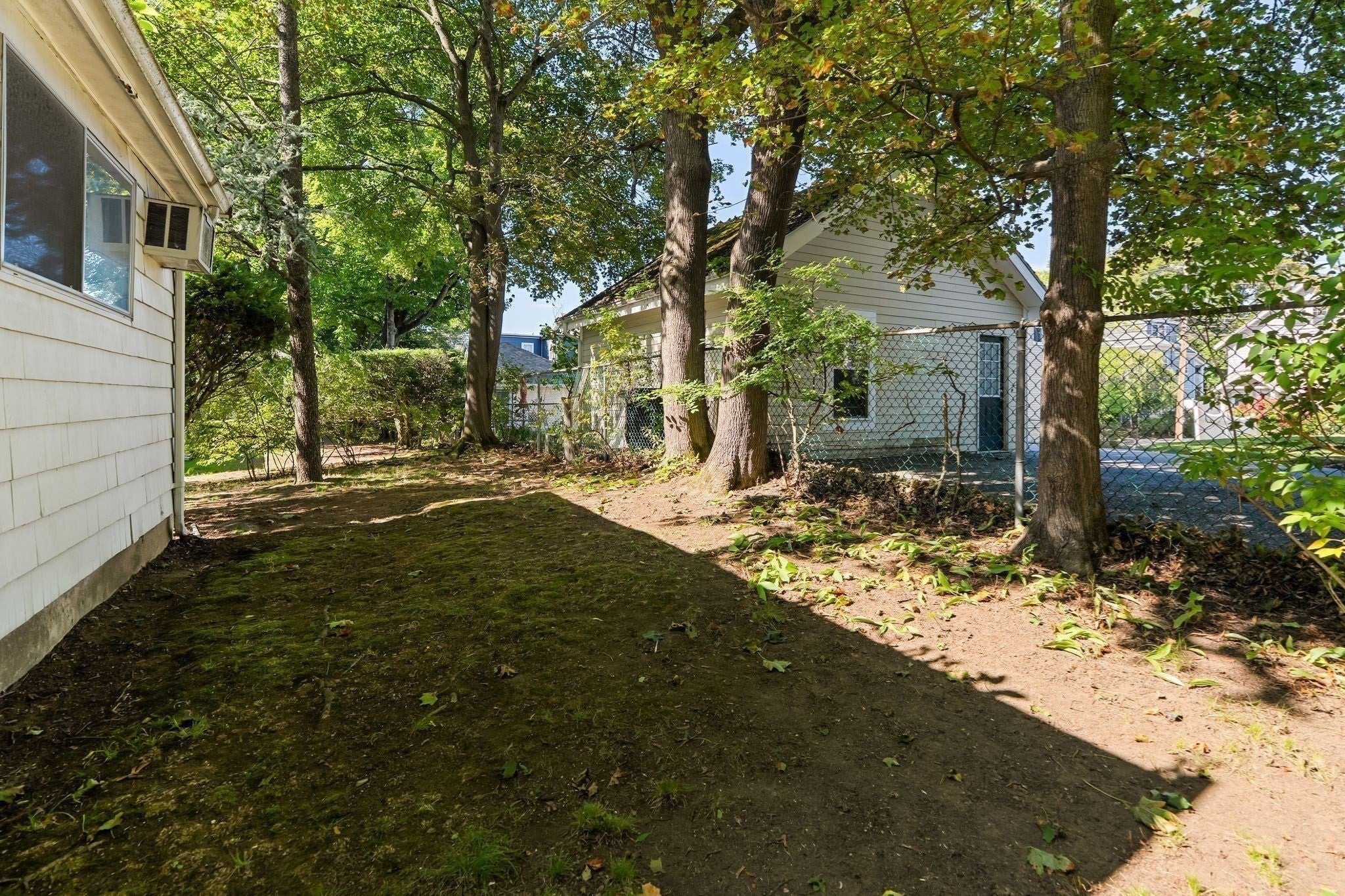 51 Iroquois Road, Arlington, MA, 51 Iroquois Road, Arlington, MA Photo #28