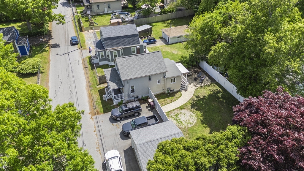 119 James St