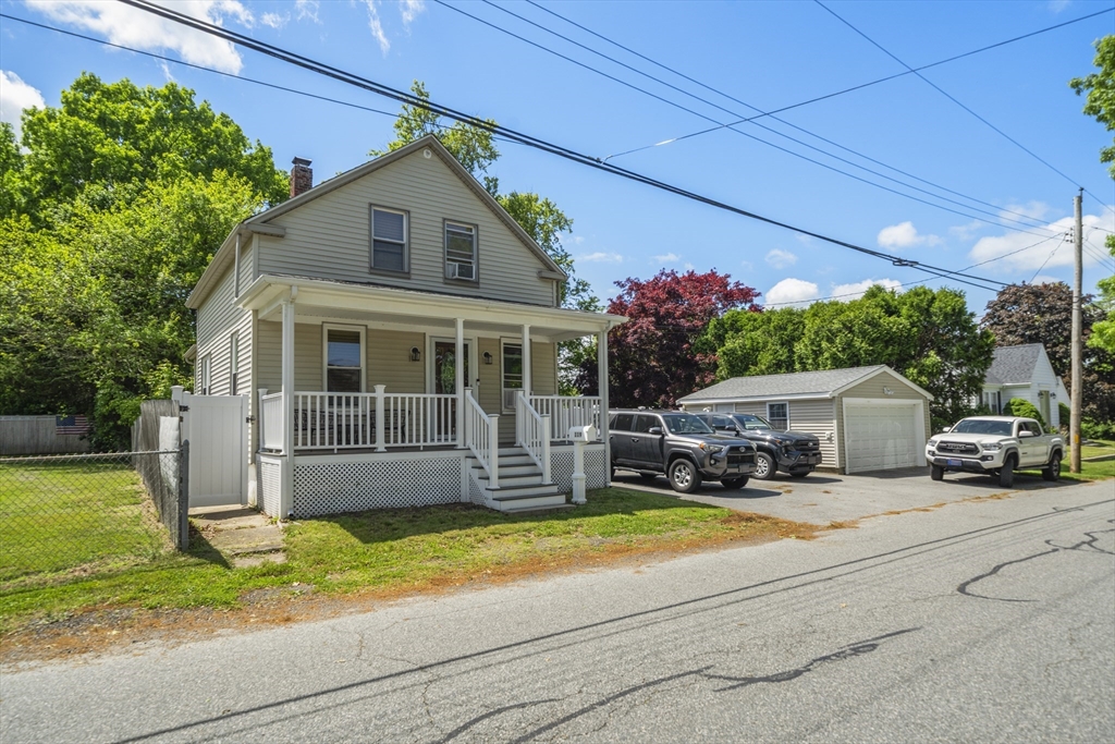 119 James St