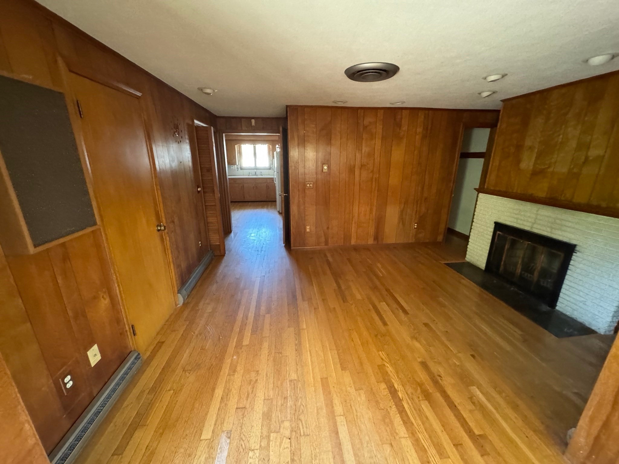 50 Van Horn St, Chicopee, MA, 50 Van Horn St, Chicopee, MA Photo #8
