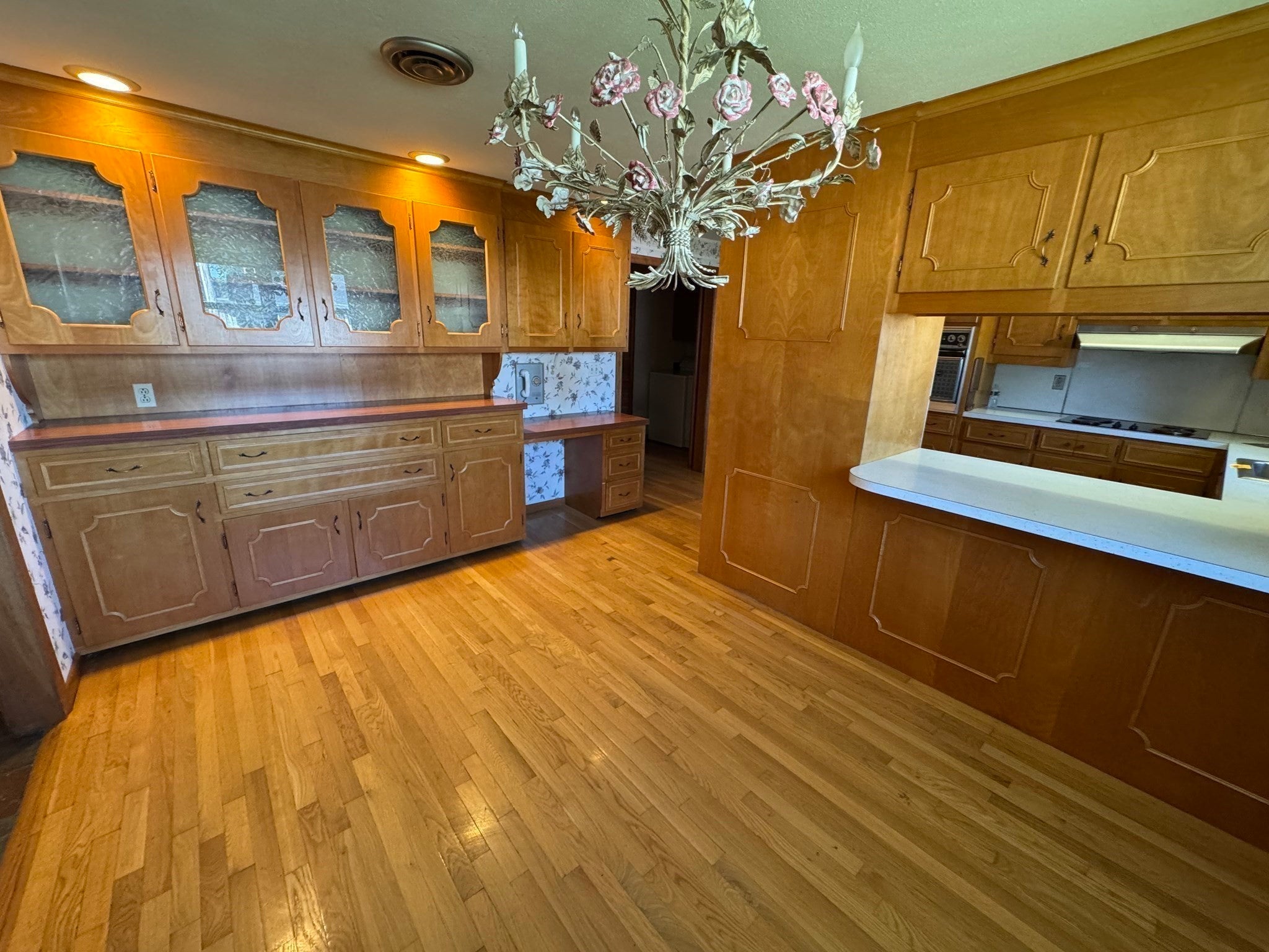 50 Van Horn St, Chicopee, MA, 50 Van Horn St, Chicopee, MA Photo #7