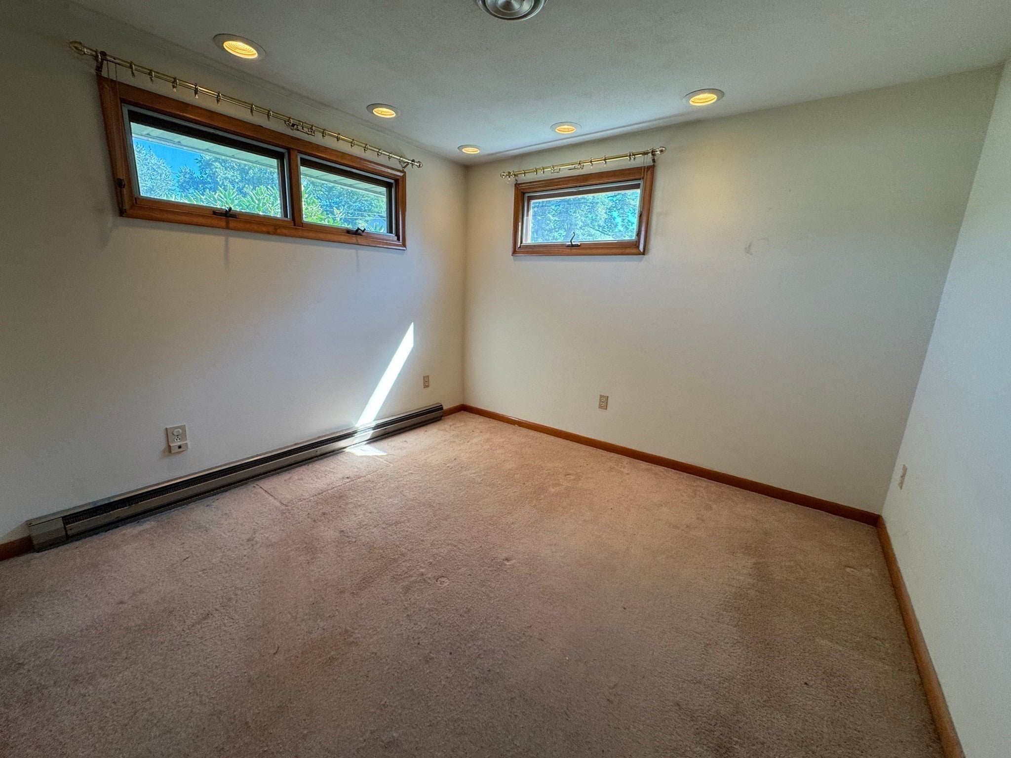 50 Van Horn St, Chicopee, MA, 50 Van Horn St, Chicopee, MA Photo #17