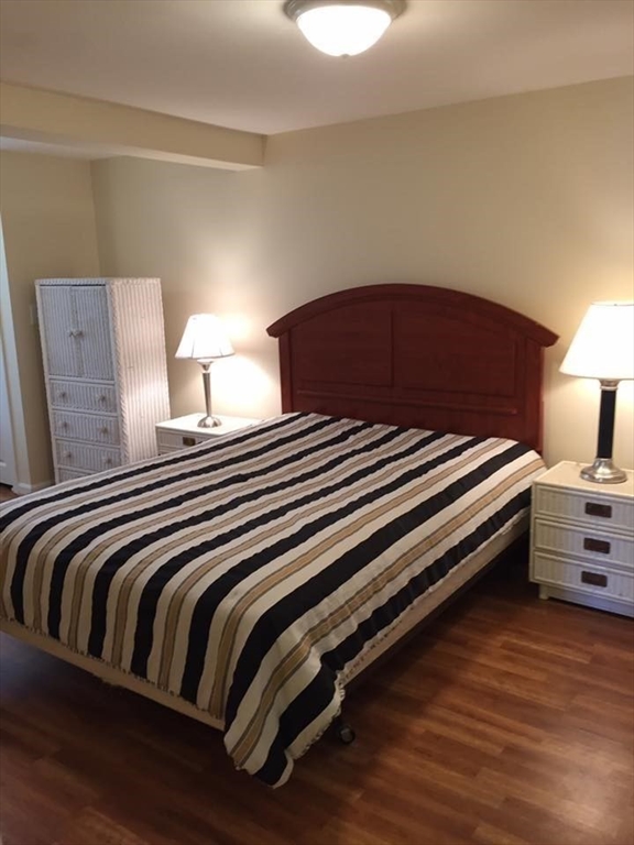 288 North End Blvd 1ST