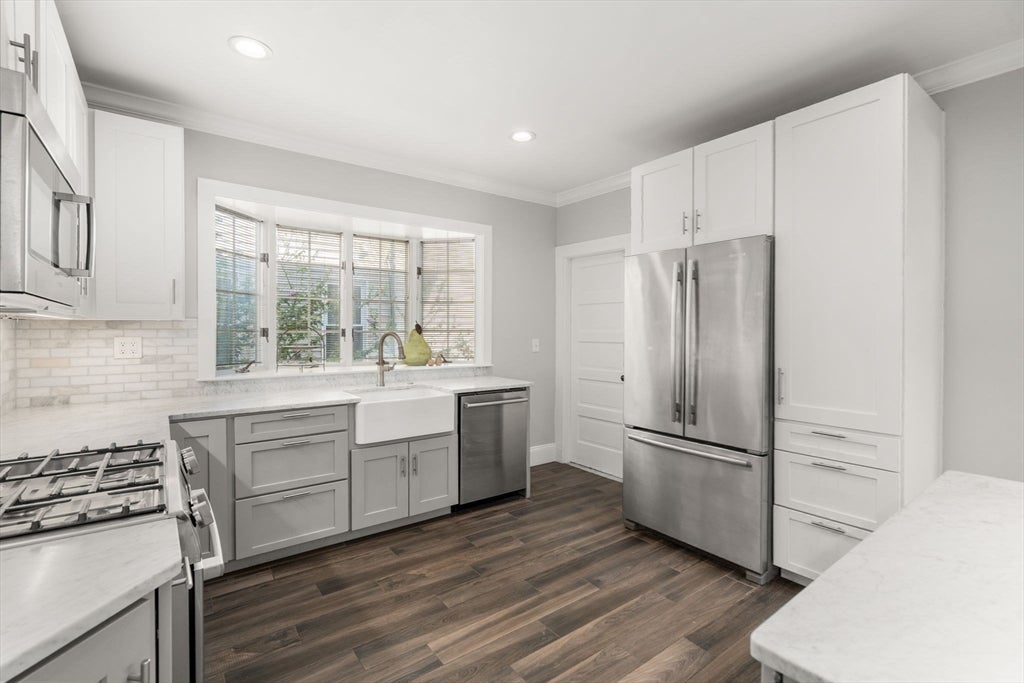 26 Hinckley St 1