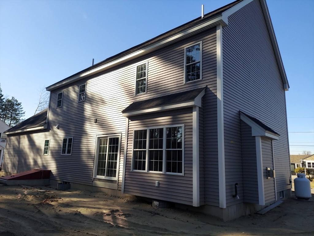 17 Fairlawn St