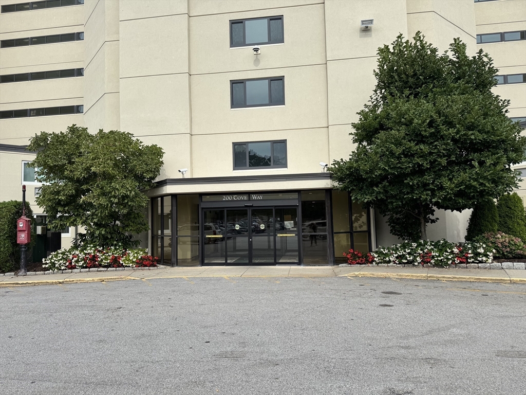 200 Cove Way 819