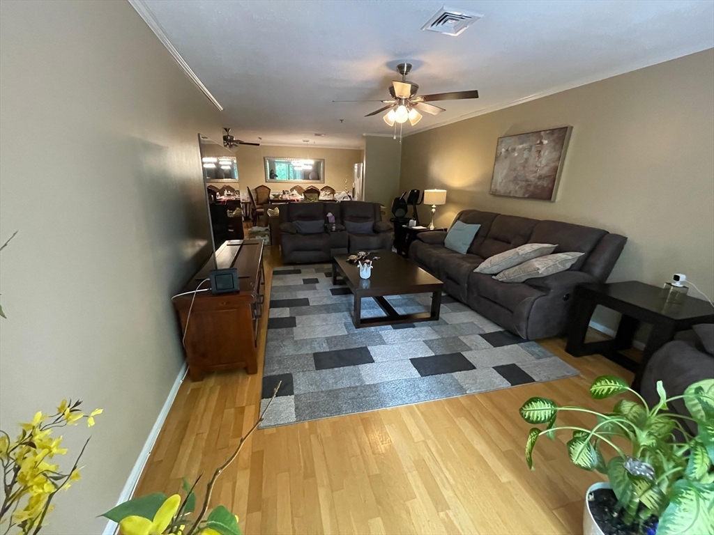 13 Dallas Dr 308
