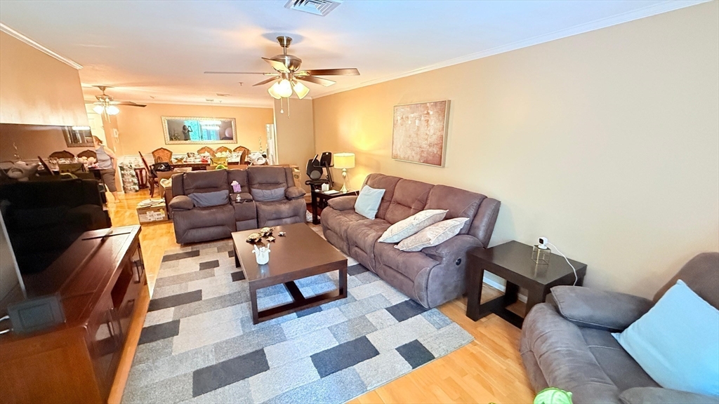 13 Dallas Dr 308