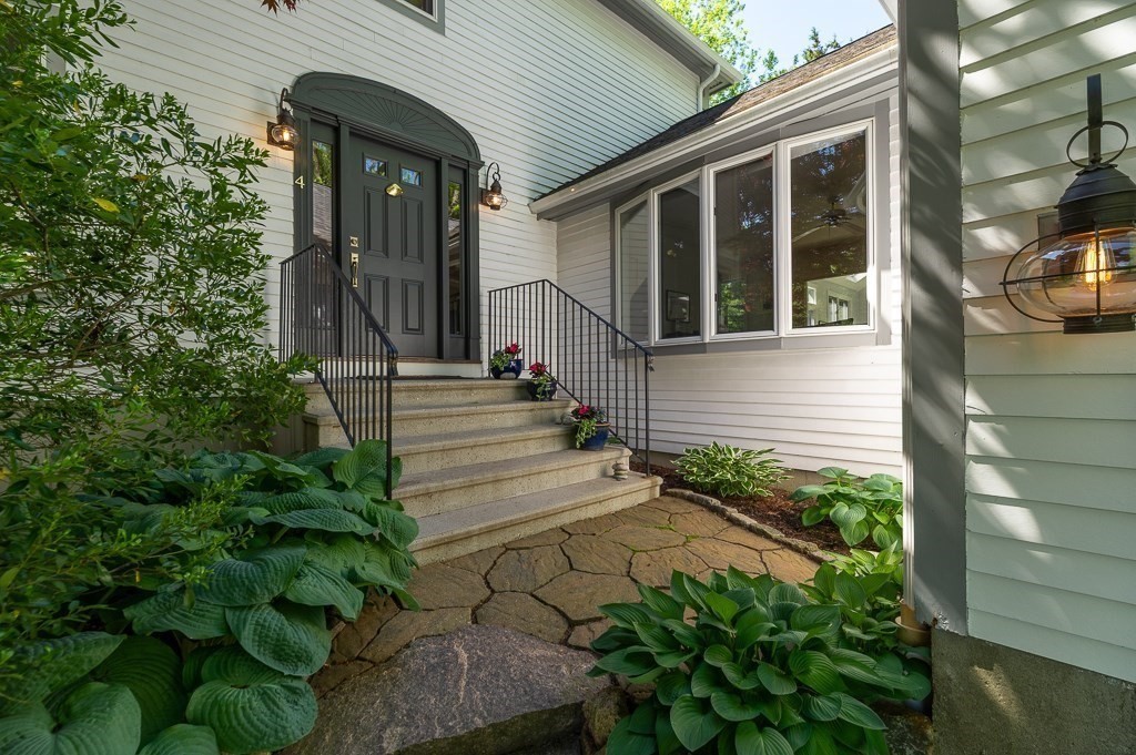 4 Great Ledge Lane