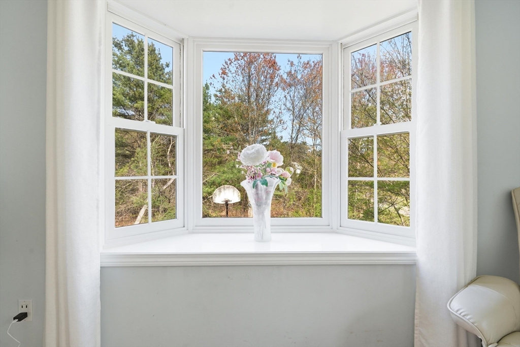 8 Villanova Dr