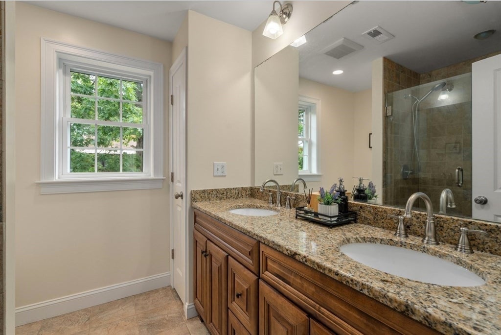 23 Basswood Ave, Sudbury, MA Photo #17