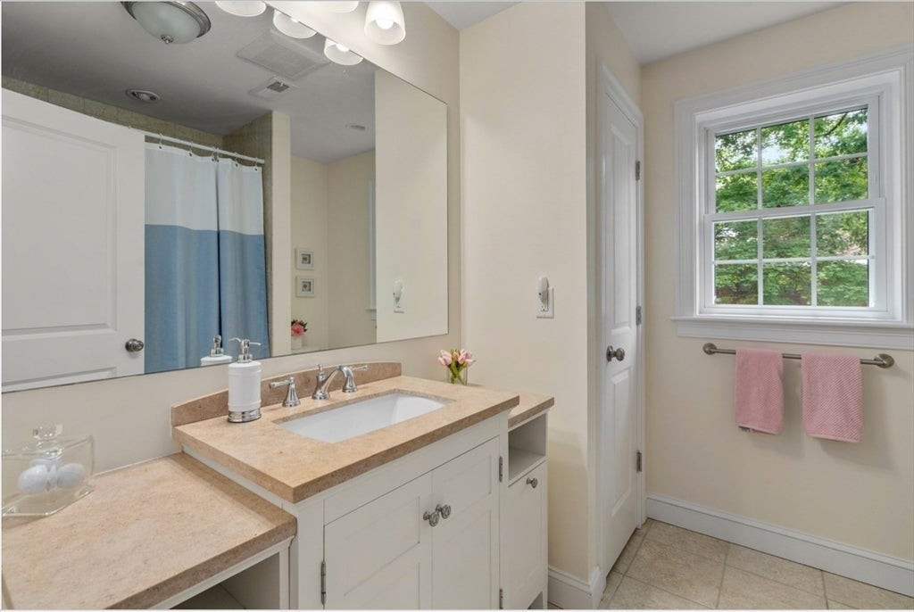 23 Basswood Ave, Sudbury, MA Photo #18