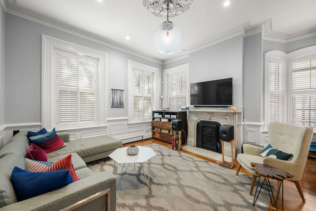 52 Sullivan St 1