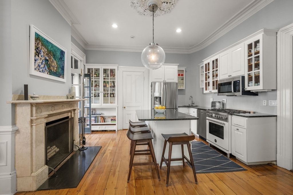 52 Sullivan St 1