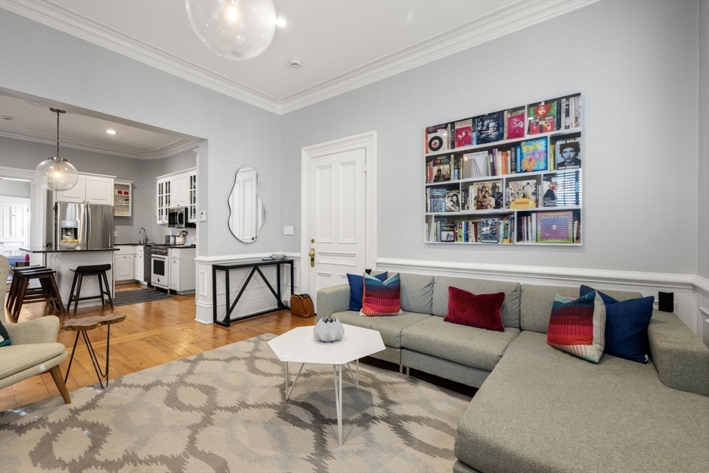 52 Sullivan St 1