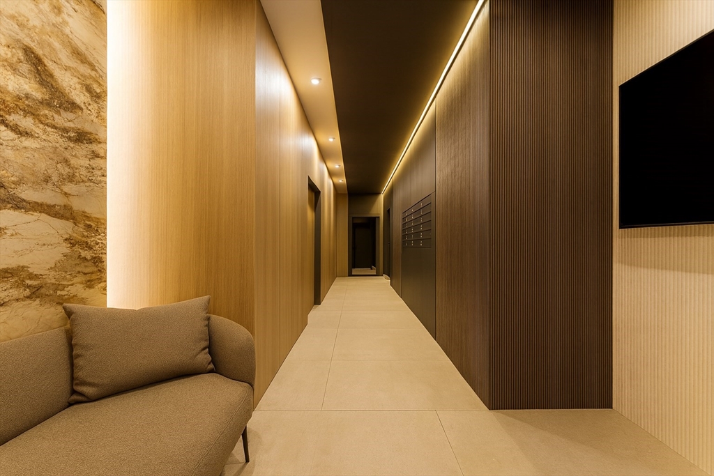 388 Washington Street 104