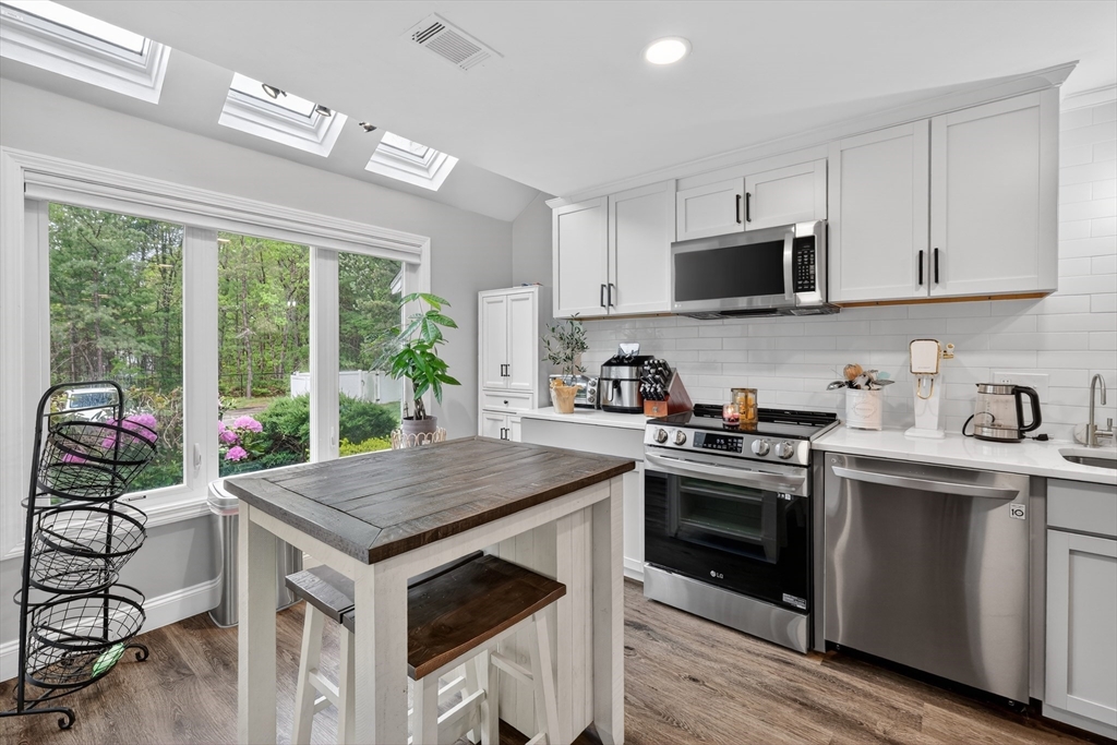 425 Maple Brook Rd 425