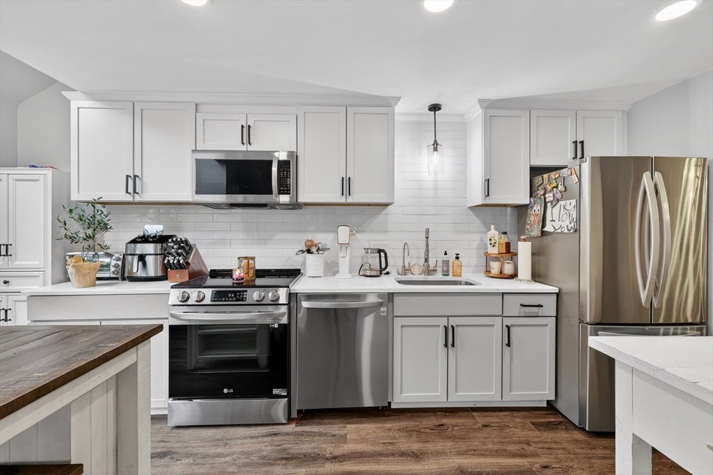 425 Maple Brook Rd 425