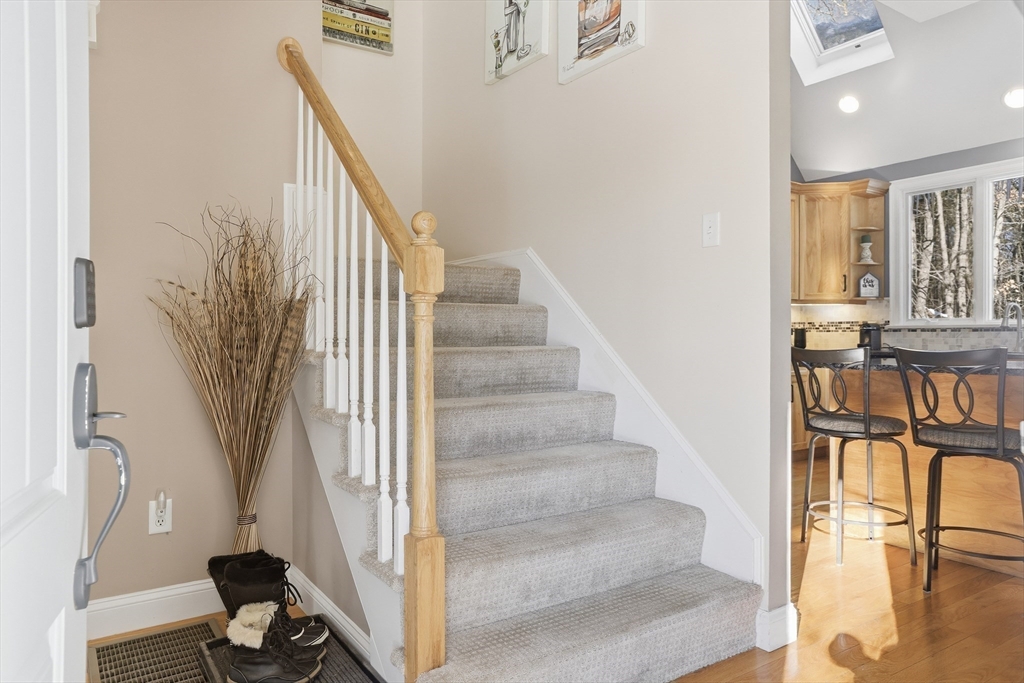 15 Gilson Road, Groton, MA Photo #4