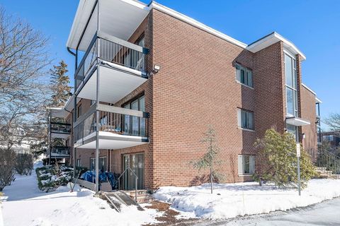 Photo of 30 Church St #4, Braintree, MA 02184 (MLS # 73476503)