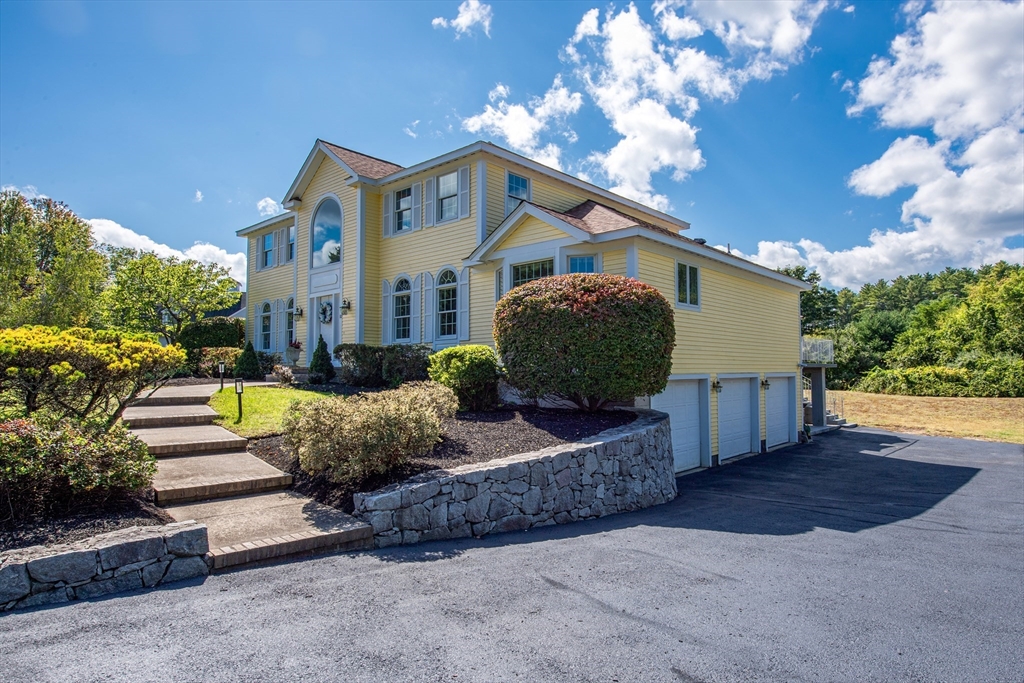 10 Haymeadow Rd
