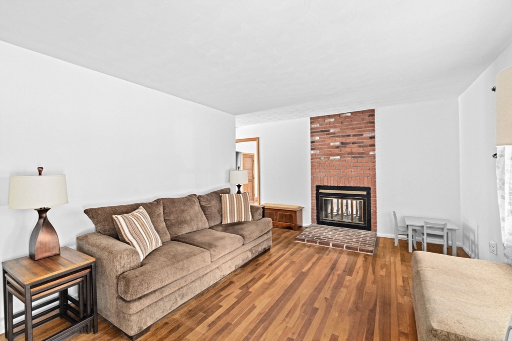 244 Flaggler Dr