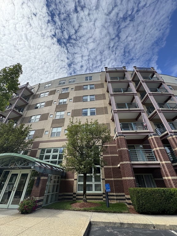 273 Cambridge Rd 202