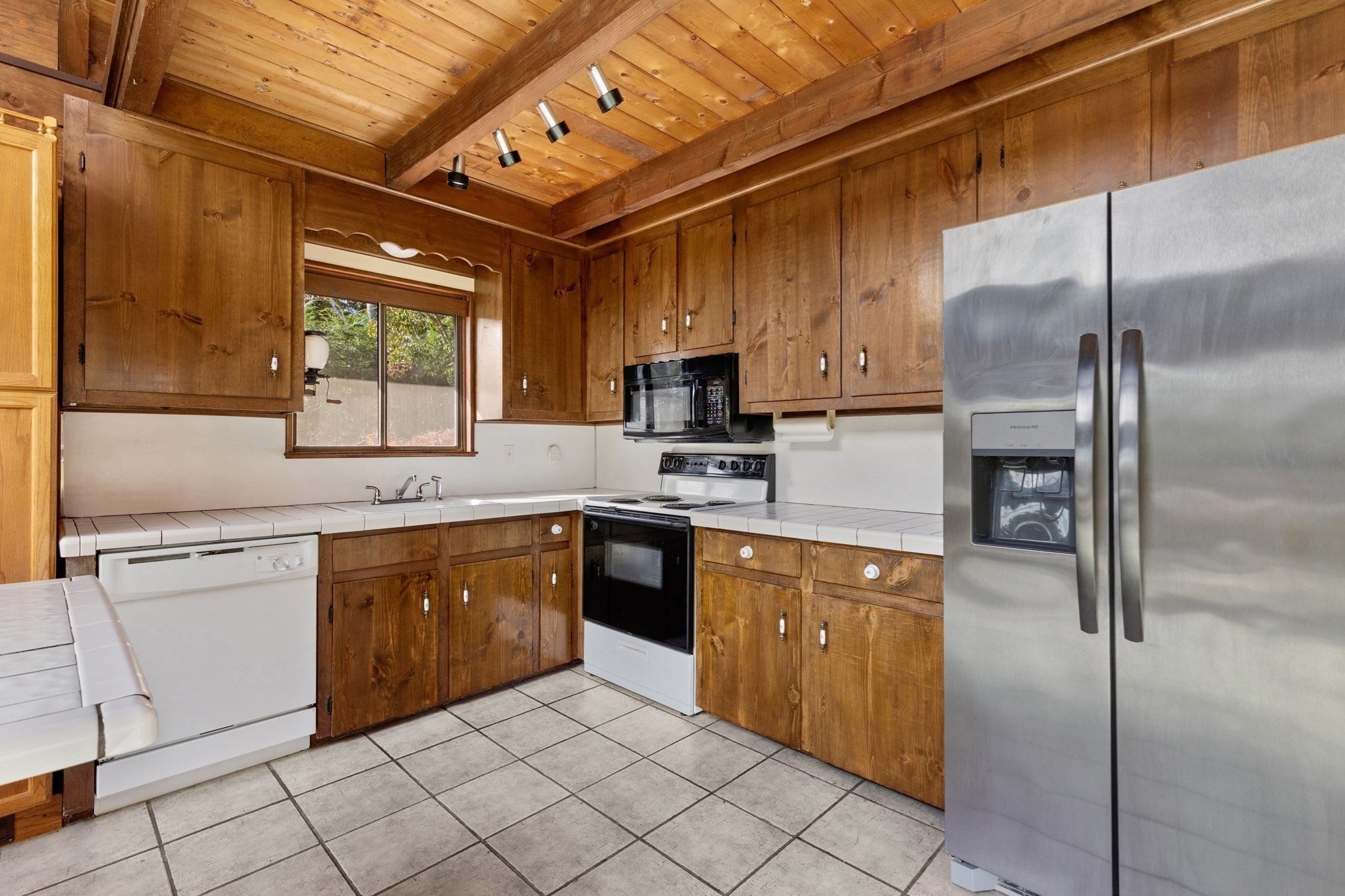 25 Jacqueline Ln, Plymouth, MA, 25 Jacqueline Ln, Plymouth, MA Photo #9