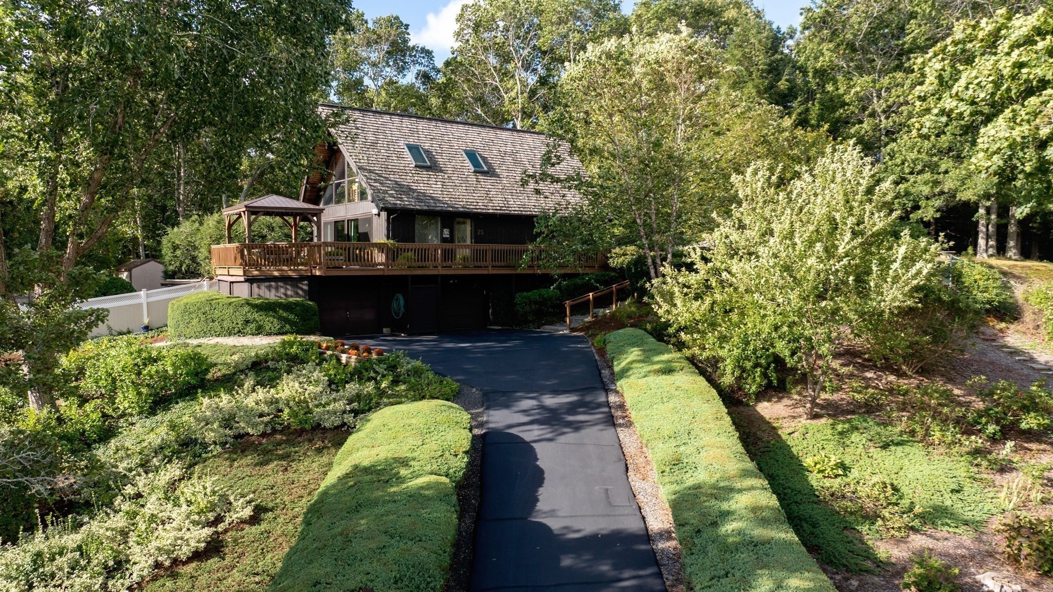 25 Jacqueline Ln