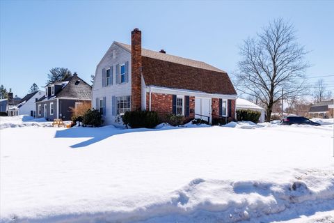 20-22 Bacon Street Oxford MA 01540