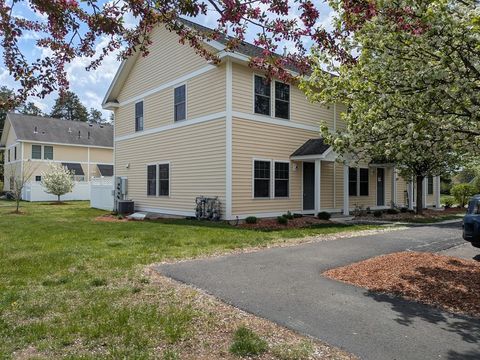 6 Bates St C Devens MA 01434