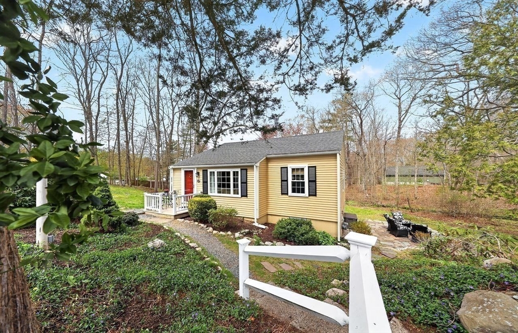 15 Leigh Road, Norwell, MA Photo #24