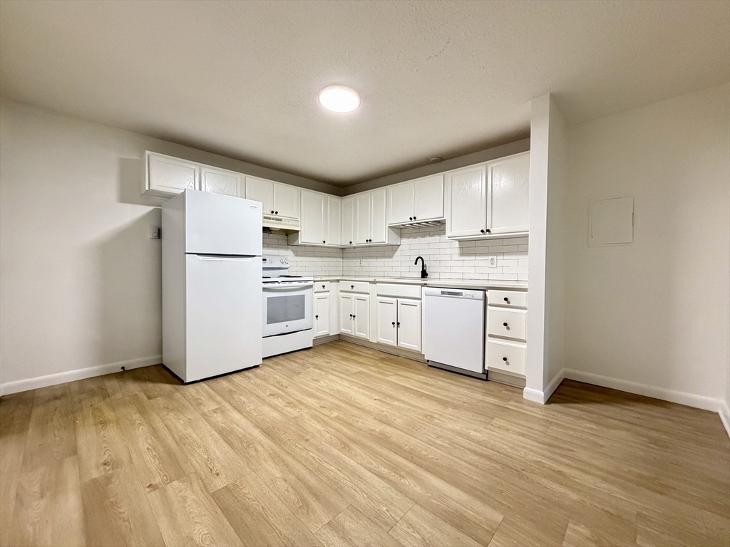 18 Pierce Street 3B