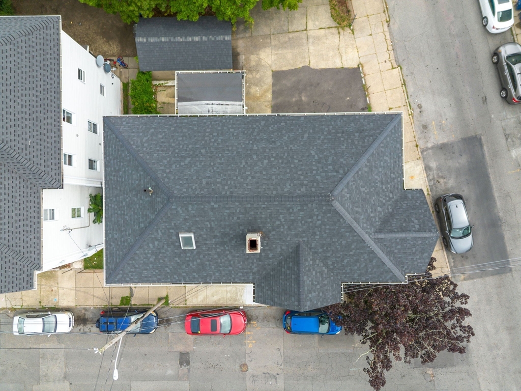 83 Ruth St