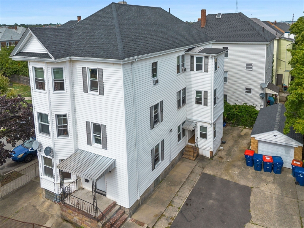 83 Ruth St