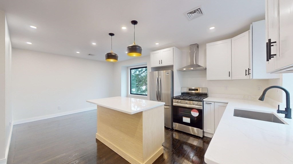13 Clark Street 2