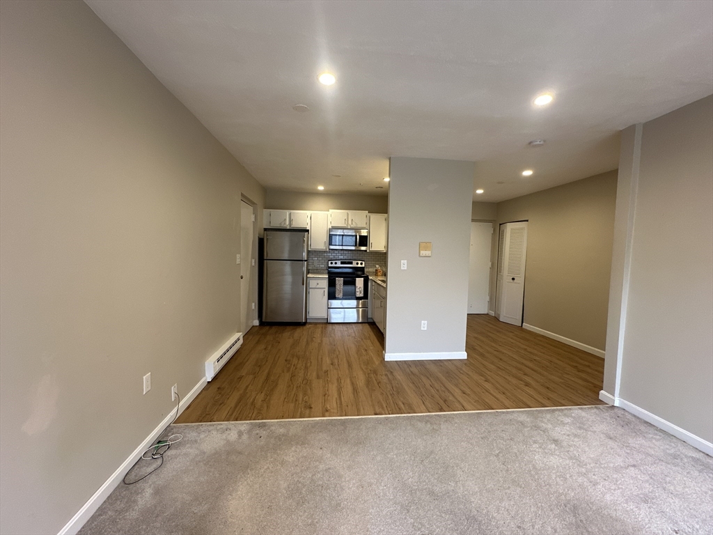 67 Milliken APT 21B