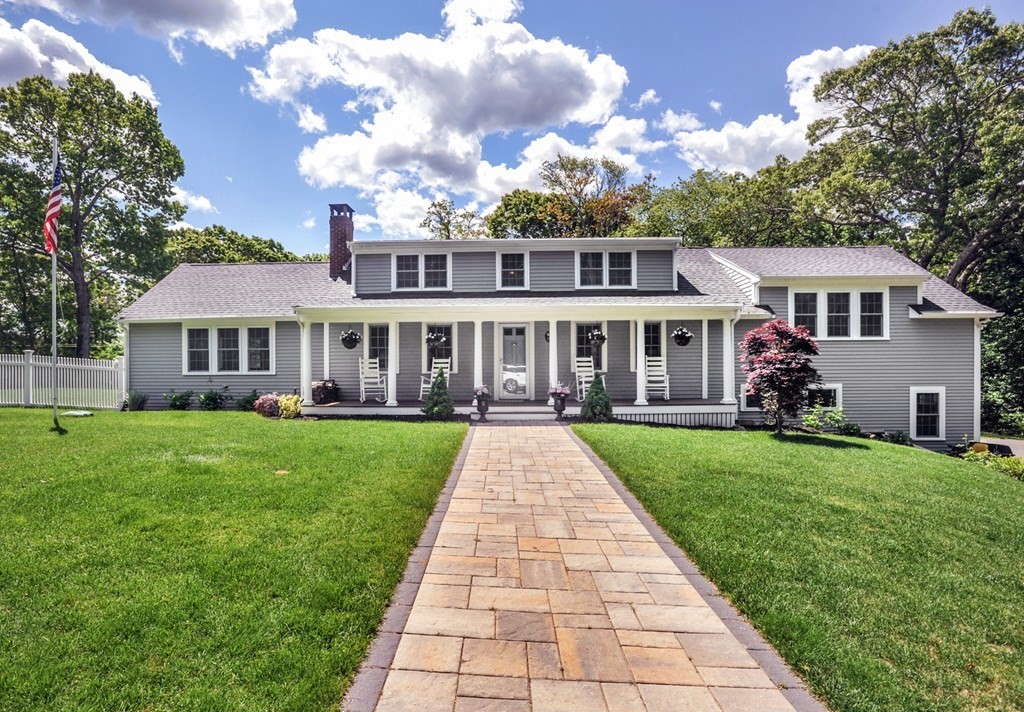 29 Pine Ridge Ln