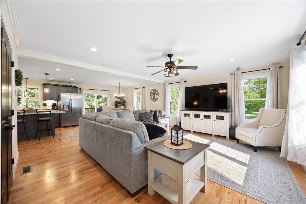 47 Fuller Rd