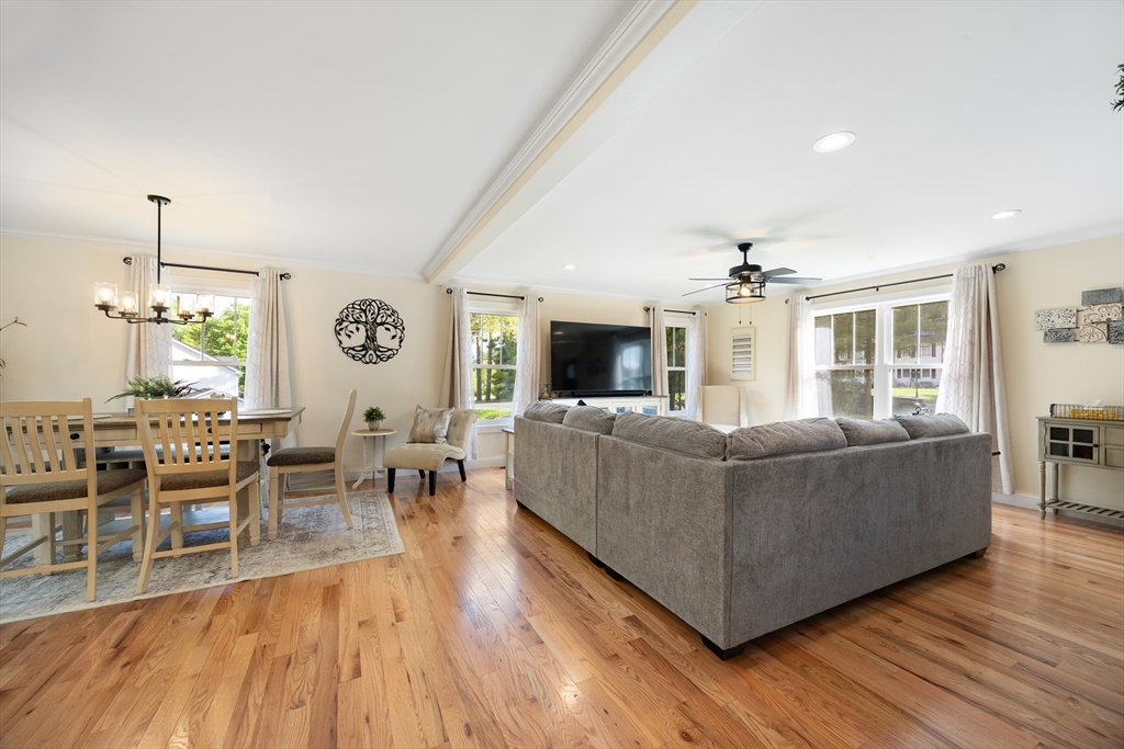 47 Fuller Rd