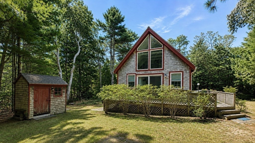 Photo of 23 Hamblen Way, Edgartown, MA