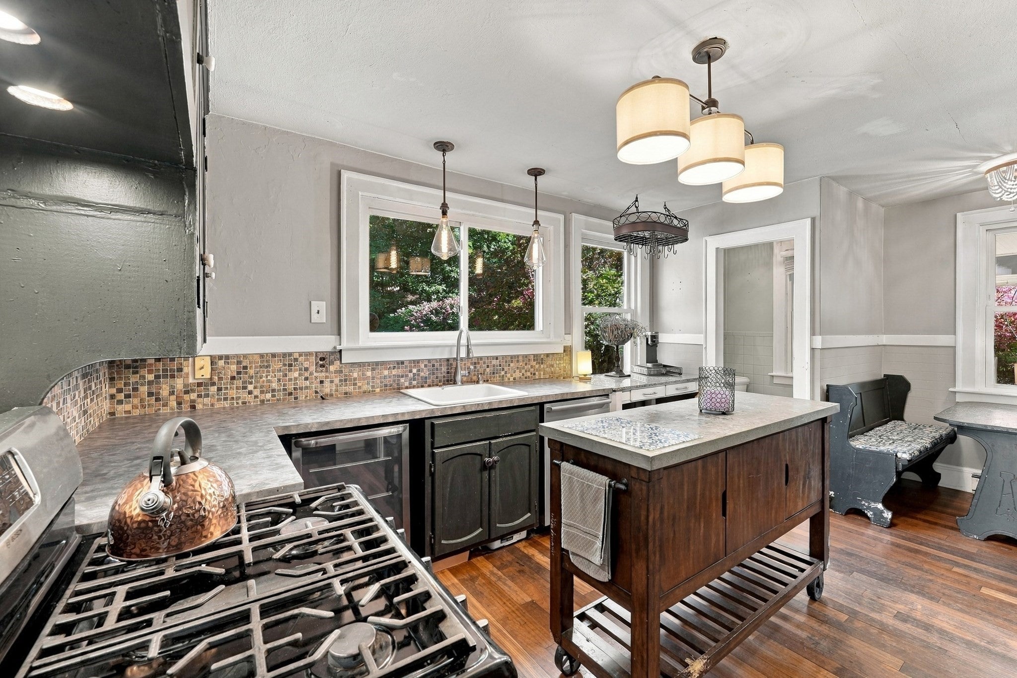 65 Craiwell Ave, West Springfield, MA, 65 Craiwell Ave, West Springfield, MA Photo #9