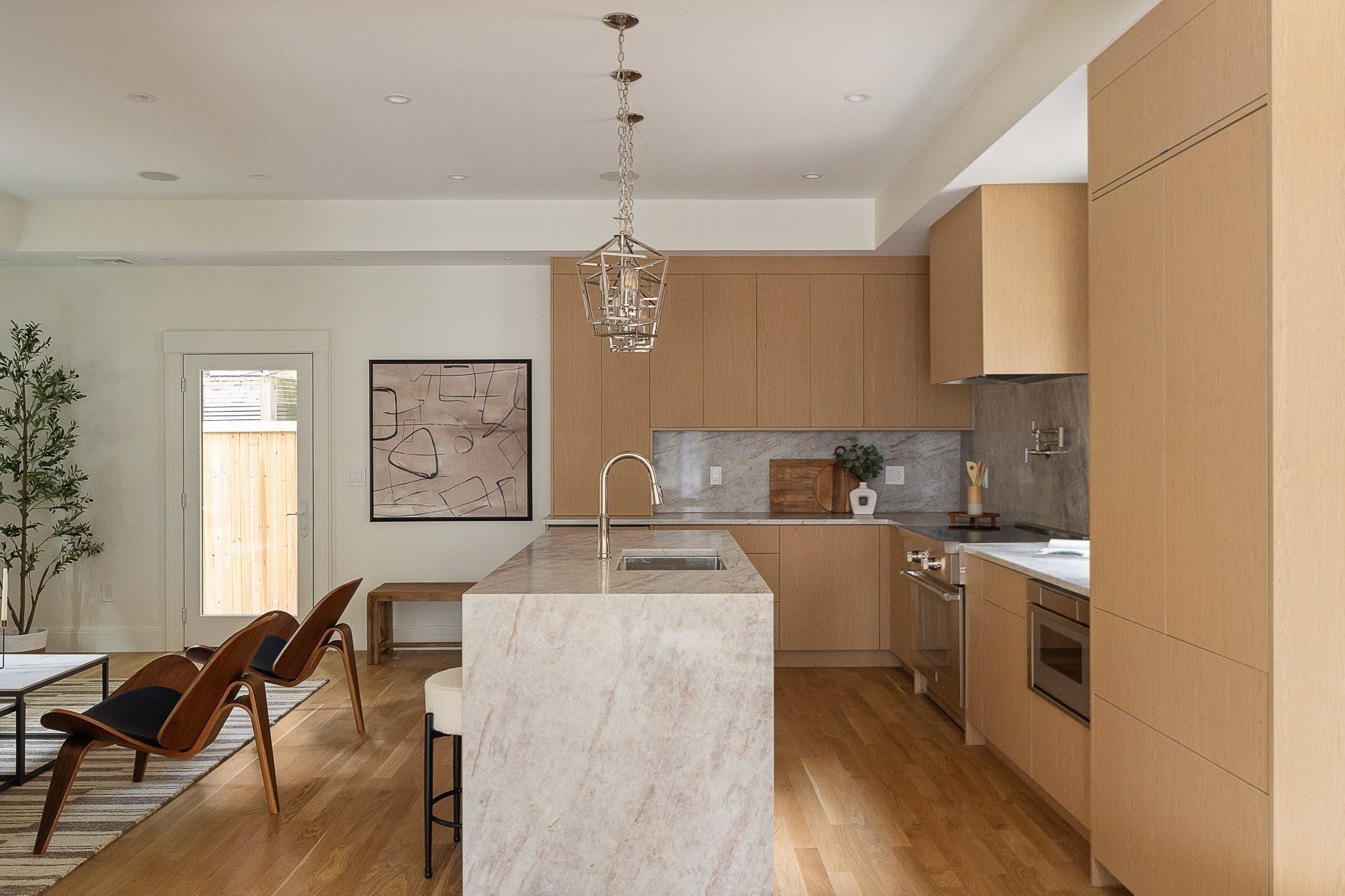 11 Mt. Auburn Street 11