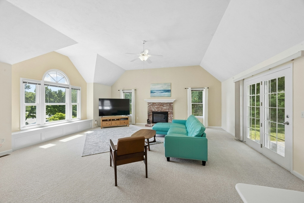 117 Summer Road